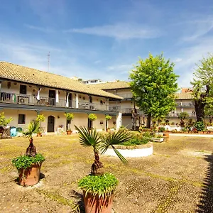https://rentalsevills-original-apartamento-en-corral.es-andalucia.com