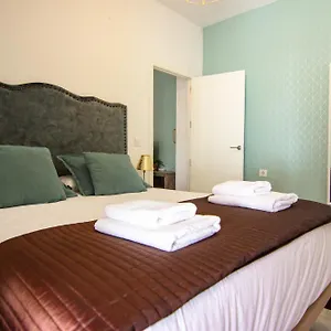 https://rentalsevilla-escapada-en-san-luis.es-andalucia.com
